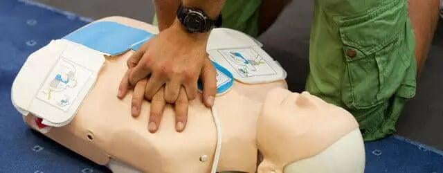 CPR test on a dummy